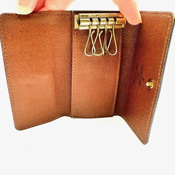 Louis Vuitton Key Holder - pre-owned - Picture 5 of 17